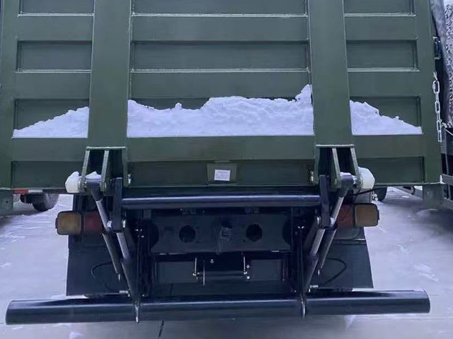 trucks with tail lift