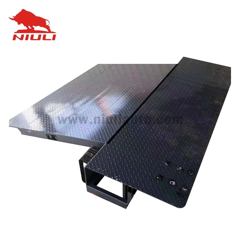 Wall-mounted Fixed Dock Leveler