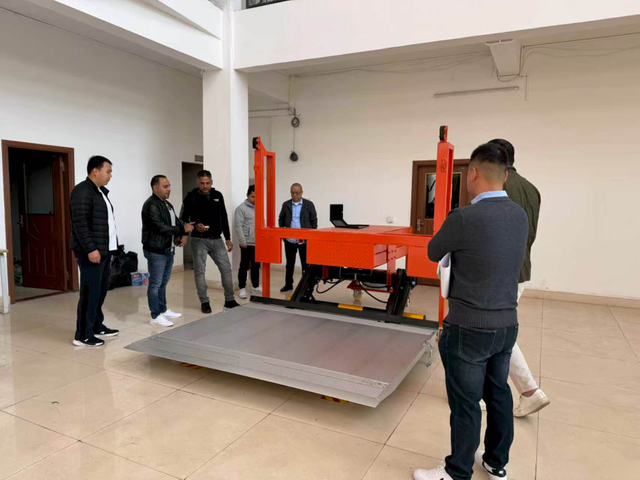DOCK LEVELER manufacture