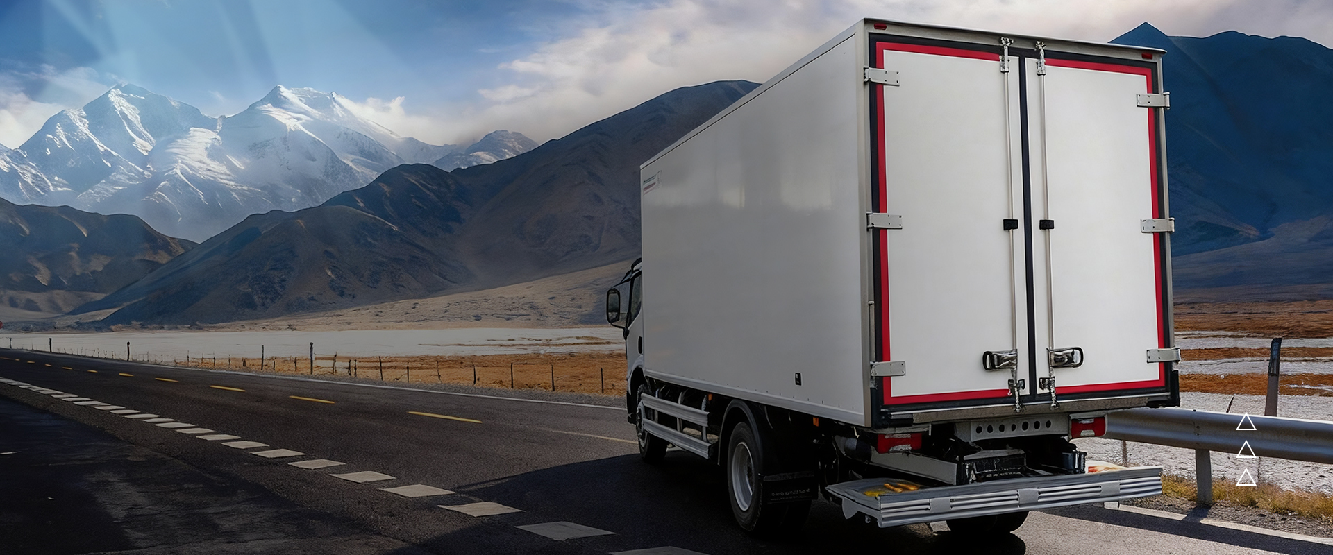 Hydraulic tail lift